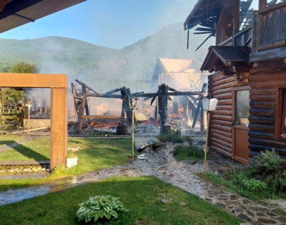 Izgorio restoran u Ribniku, nema povrijeđenih