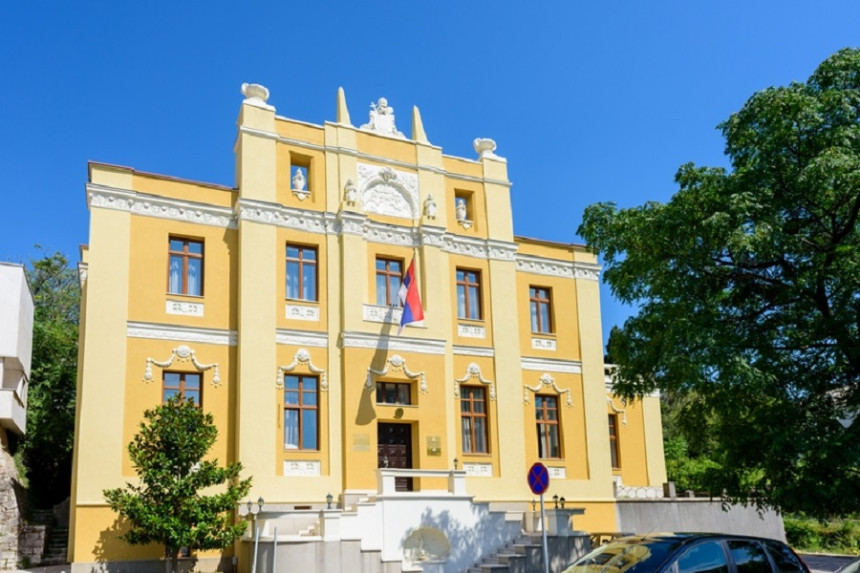 SPKD "Prosvjeta" Mostar: Uvećane stipendije za sve
