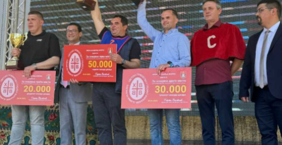 Titula najjačeg jajeta na svetu ove godine ostala u Mokrinu