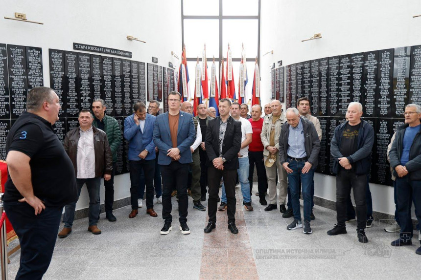 Не заборавити хероје и патриотизам српских бораца