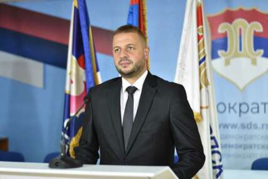 Nešković udario na SNSD: Lojalnost pokazuju prema funkcijama