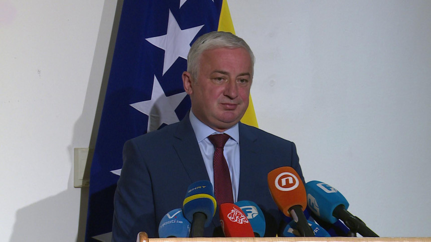 Svođenje Srpske na jednu petinu u režiji SNSD-a