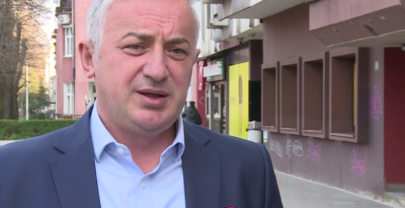 "U režiji SNSD-a, Srpska je svedena na jednu petinu!"