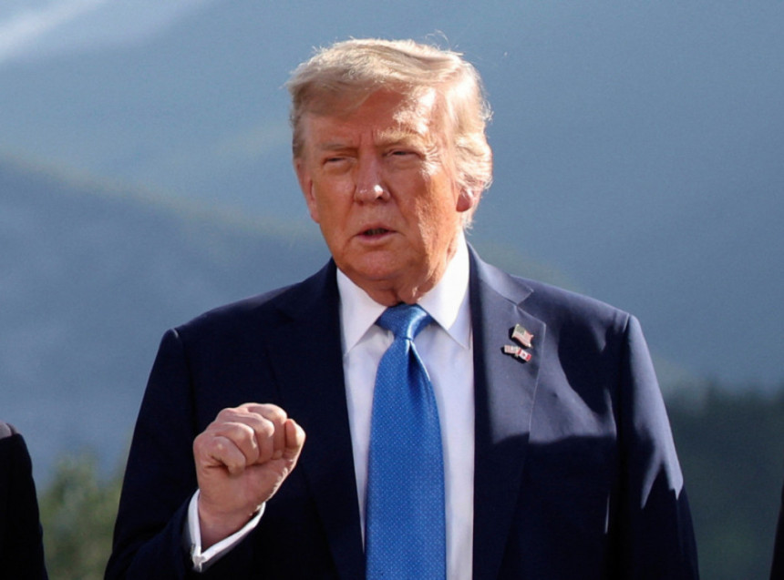 Руси тврде да ће Трамп у наредна 72 сата напасти Иран