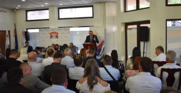 Burno na sjednici SDS-a: Traži se ostavka kompletnog rukovodstva!