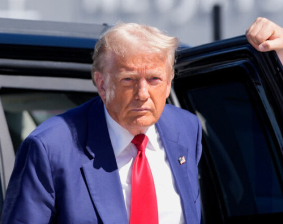 Oglasio se Donald Tramp nakon napada na Iran