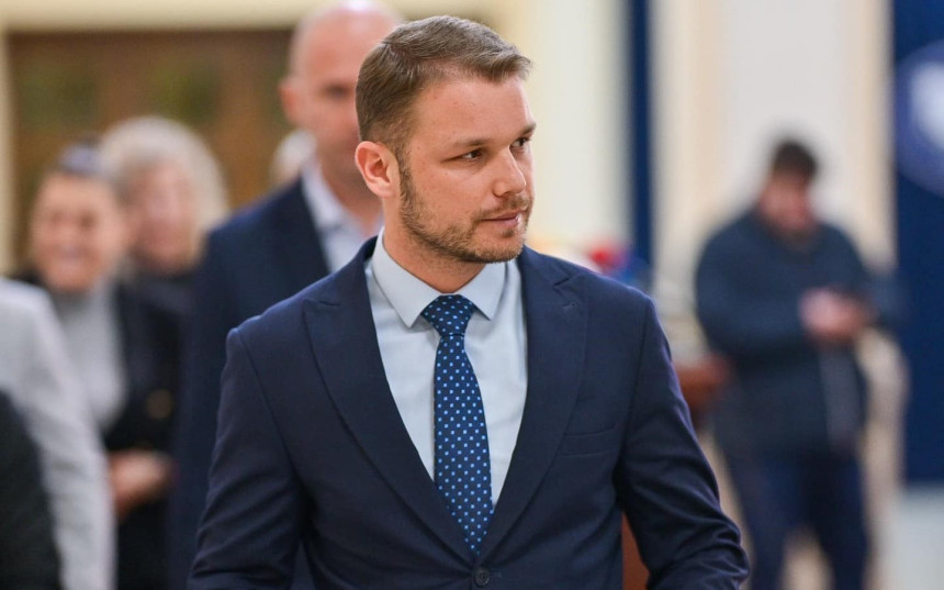 СНСД гласао против мјера за будућност у нашем граду
