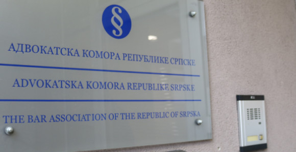 Poništena odluka o različitim naknadama za advokatski ispit