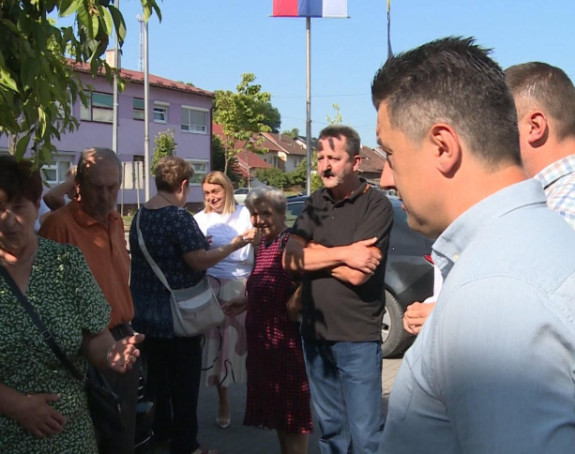 Kostajnica: SNSD-ov načelnik mještanima zabranio pitku vodu 