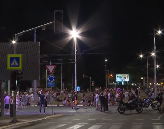 Blokade, incidenti i hapšenja u više mjesta u Srbiji