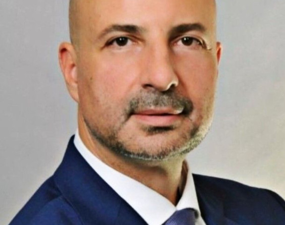 Ispod automobila tužioca pronađen uređaj za praćenje
