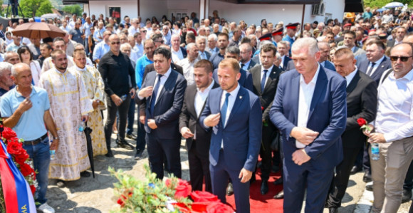 Stanivuković: Stojimo ćutke pred 3.267 srpskih žrtava