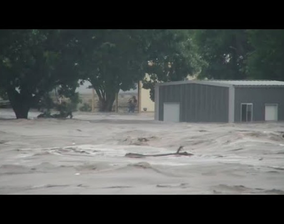 Strašne poplave u Teksasu, poginule najmanje 24 osobe
