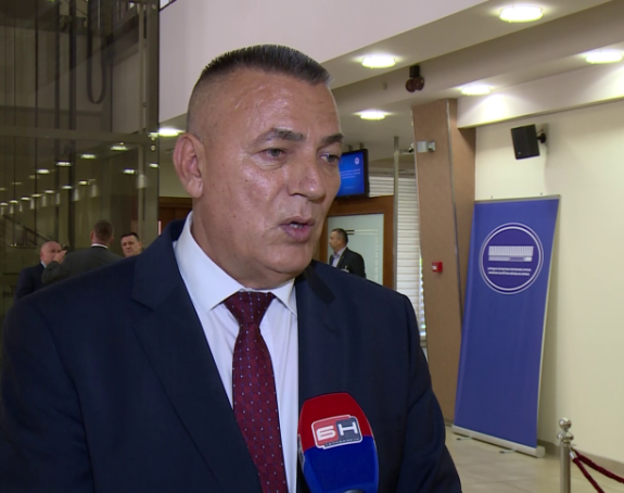 Rankić slupao službeno vozilo, zapisnika nema