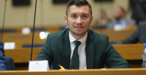 Problem nisu samo preduzeća, već vlast koja ih uništava