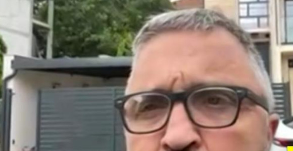 Asocijacija novinara Srbije osudila napad na kuću Vučićevića