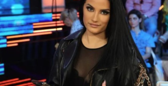 Pjevačicu optužuju da je iskopirala hit Bojana Tomovića
