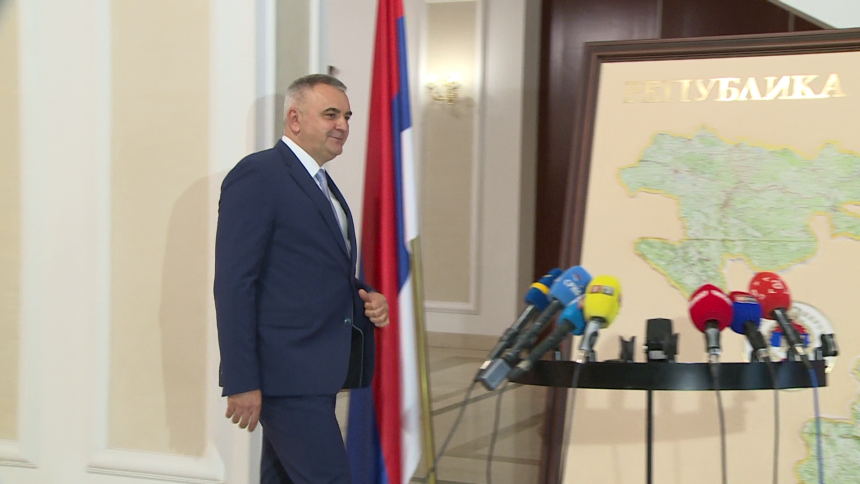 Рад Минића и министара на терену – представа за јавност?