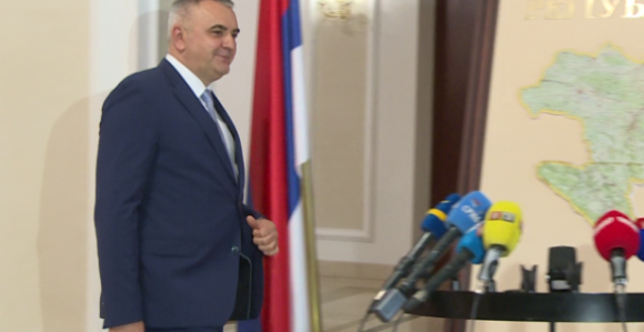 Rad Minića i ministara na terenu – predstava za javnost?