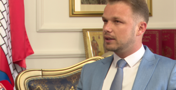 Човићево сликање са Томпсоном је величање усташтва - зашто ћути СНСД