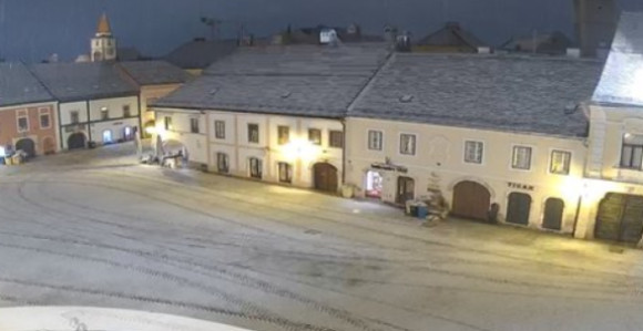 Цијела Вараждинска жупанија остала без струје због снијега