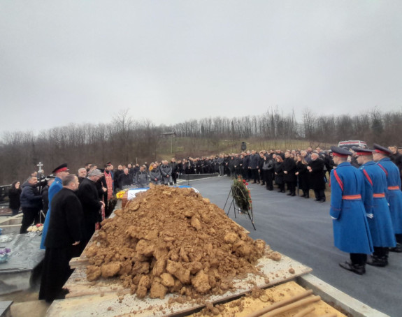 Sahranjen Borislav Paravac na groblju kod Doboja