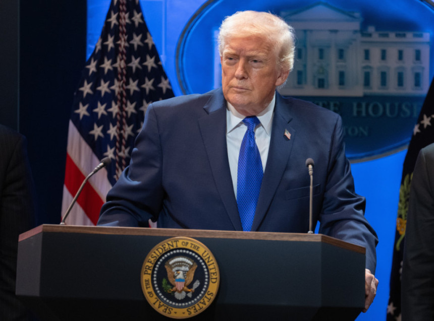 Trump najavio: Uvodim globalne carine od 15 posto