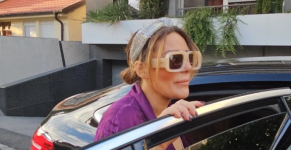 Košta malo bogatstvo: Evo zašto Ana Nikolić živi u hotelu