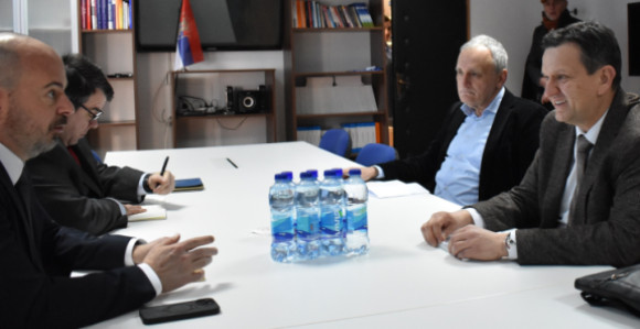 Авантуристичка политика угрозила Српску и економију