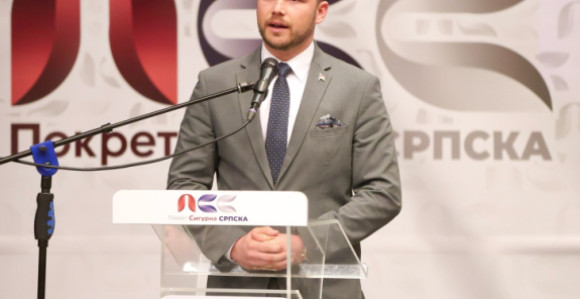 Срамота да се споменик Трифуновићу подиже донацијама