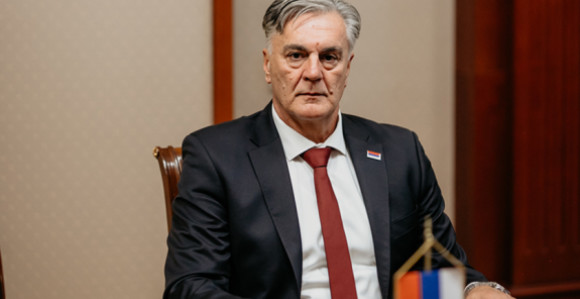 Predsjednik Srpske Siniša Karan otpušten iz UKC-a Republike Srpske