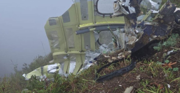 U padu aviona poginulo sedam članova posade