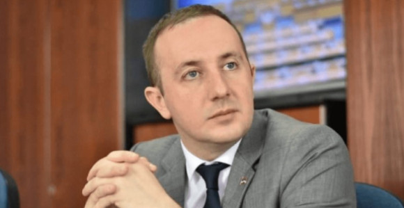 Због Сердарова грађани остали без 240 милиона КМ