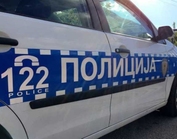 Rogatica: Zapaljen automobil pored puta, u toku istraga