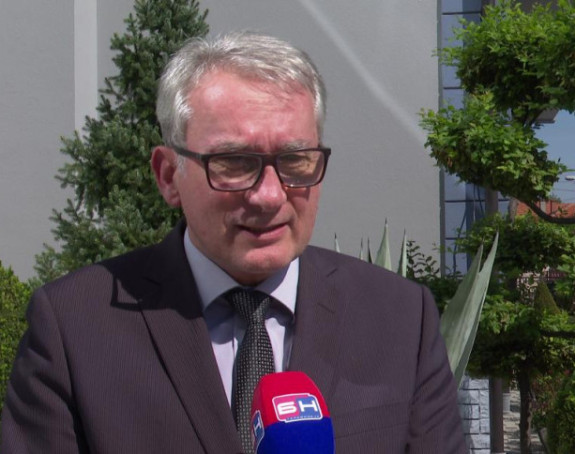 Amidžić treba da podnese ostavku, jer je pokazao da ne može da bude ministar finansija