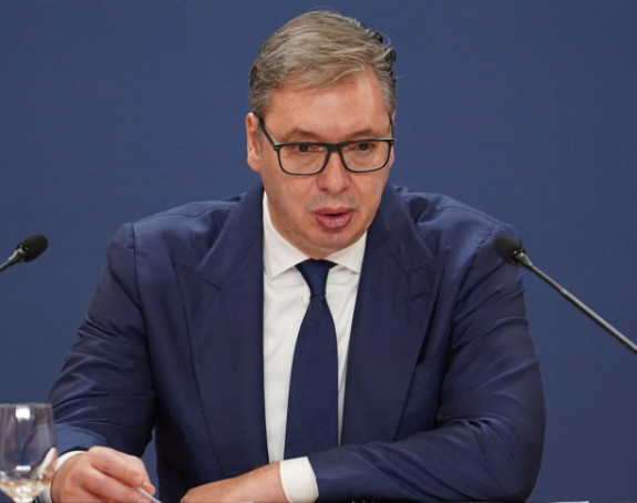 Vučić otkrio detalje: Prije puta u Kazahstan posjetio Dačića