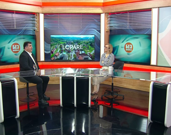 Vlast dijeli narodne milione sumnjivim likovima, dok nam preduzeća propadaju!