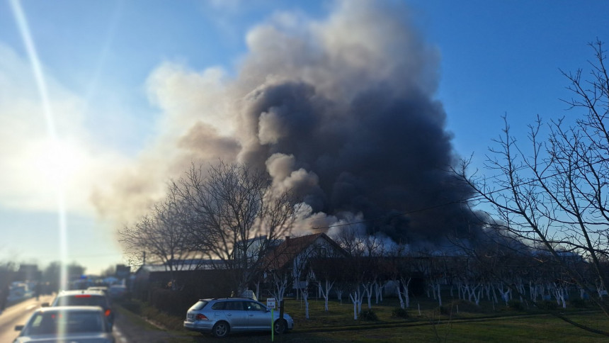 Požar u naselju Bukvik kod Brčkog , ima povrijeđenih