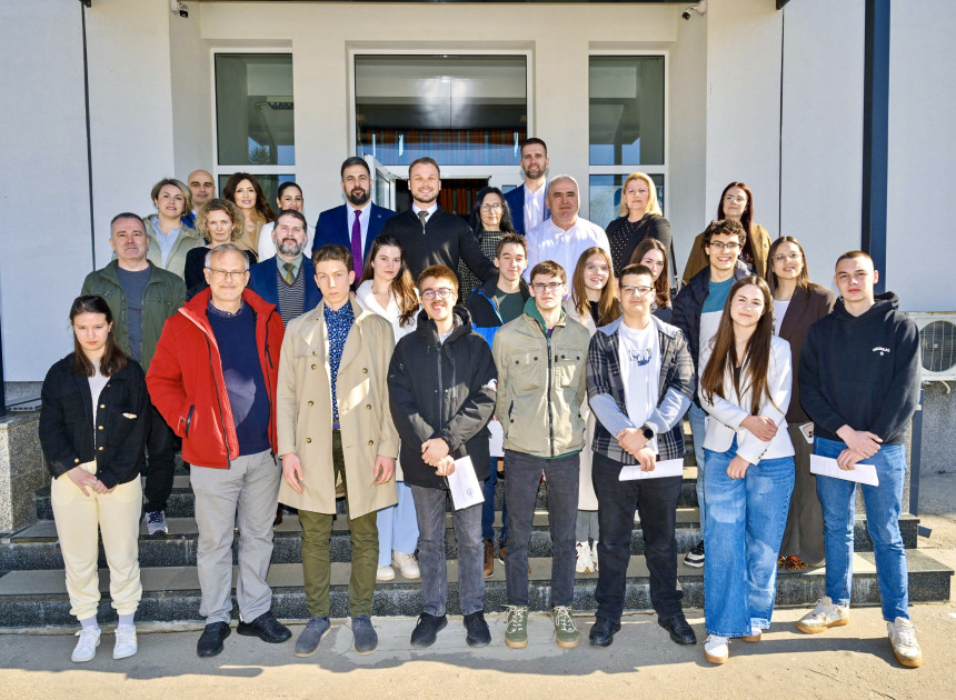 Banjaluka pomaže stipendiranje darovitih učenika