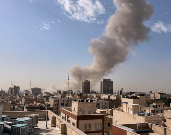 Proglašeno vanredno stanje: Izrael napao Iran, priključila se i  Amerika