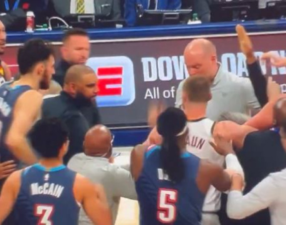 Jokić pobjesnio, ozbiljno se zakuvalo na terenu (VIDEO)