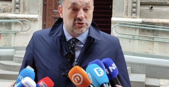 Конаковић најавио летове за евакуацију грађана БиХ