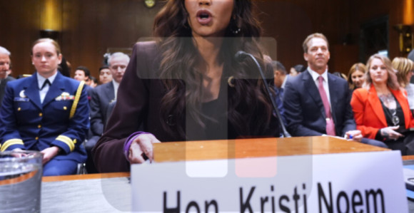 Кристи Ноем напушта мјесто министарке унутрашње безбједности САД
