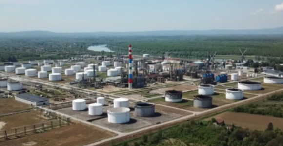 Рафинерија Брод од нафтног гиганта до милијарду КМ дуга