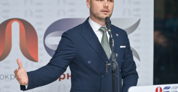 Станивуковић позива власти да хитно помогну грађанима