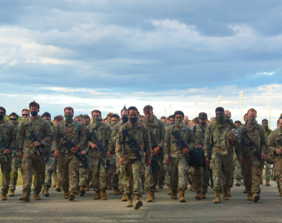 Tramp razmatrao raspoređivanje kop. trupa u Iranu?