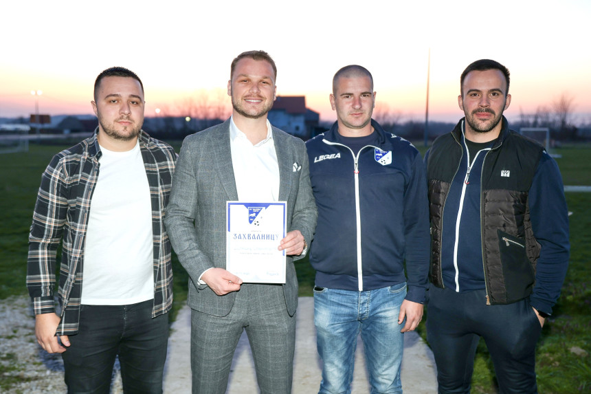 Stanivuković u posjeti FK Majevica u Zabrđu kod Ugljevika