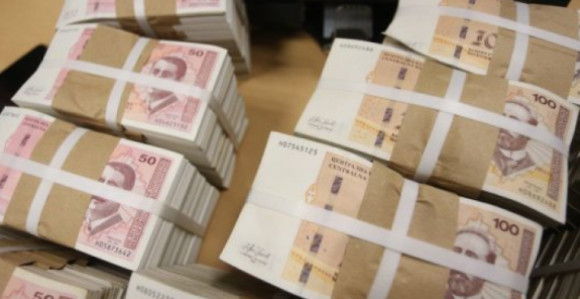 Krediti porasli za tri milijarde KM, pola otišlo stanovništvu