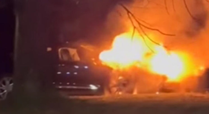 Нова паљевина у Брчком: Горио још један аутомобил