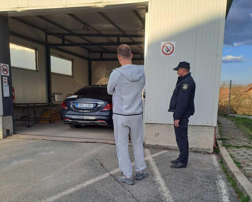 Stanivuković ponovo zadržan na granici sa Hrvatskom